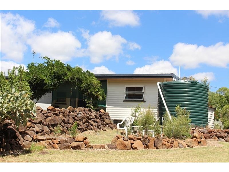 121 Lilian Avenue, Ellesmere QLD 4610