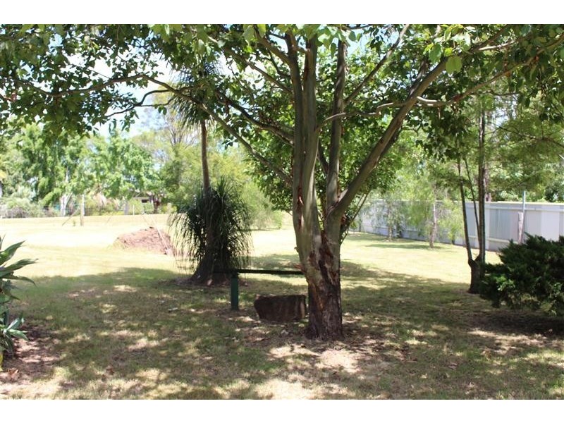 121 Lilian Avenue, Ellesmere QLD 4610