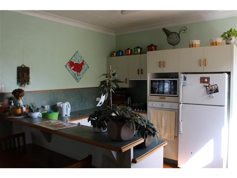 Wooroolin QLD 4608