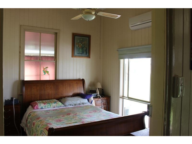 Wooroolin QLD 4608