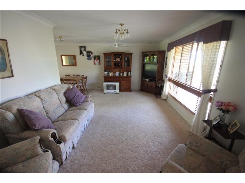 6 Wattle Street, Kingaroy QLD 4610