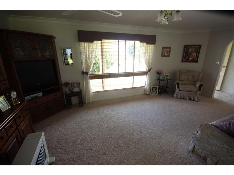 6 Wattle Street, Kingaroy QLD 4610