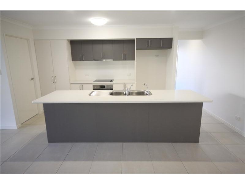 49 Darryl Crescent, Kingaroy QLD 4610