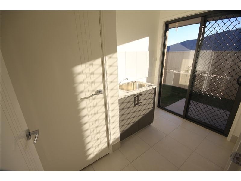 49 Darryl Crescent, Kingaroy QLD 4610