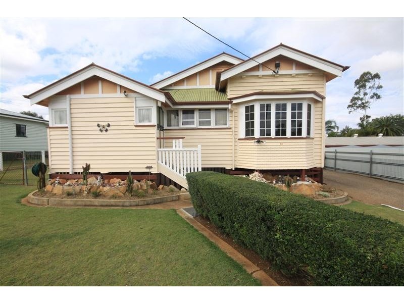 14 Moonya Street, Kingaroy QLD 4610