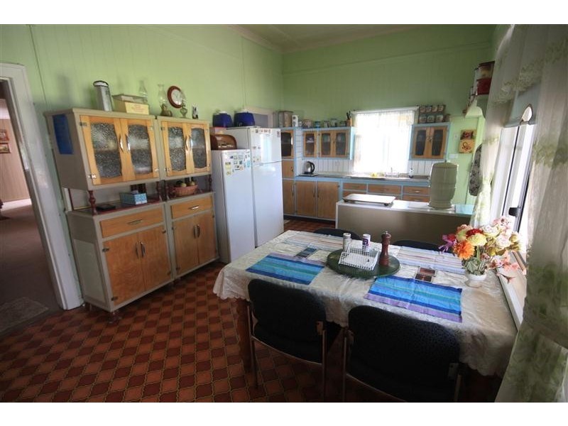 14 Moonya Street, Kingaroy QLD 4610