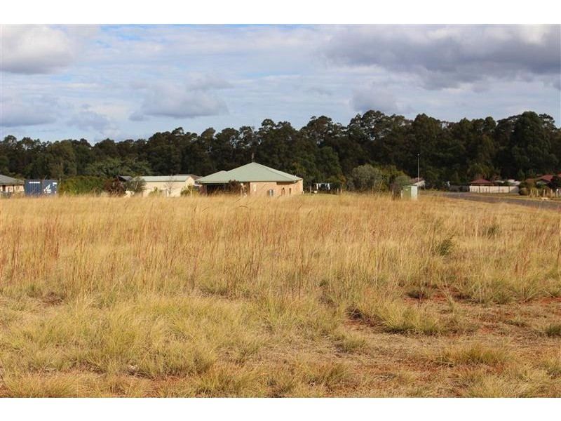 22 – 24 Rosella Parade, Kingaroy QLD 4610