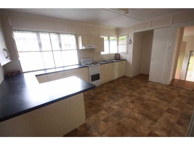 6 Murphy Street, Kingaroy QLD 4610