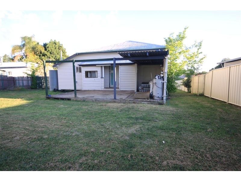 102 Haly Street, Kingaroy QLD 4610