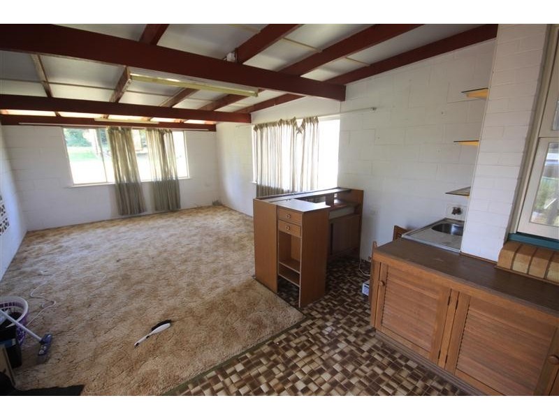 6 Carroll Street, Kingaroy QLD 4610