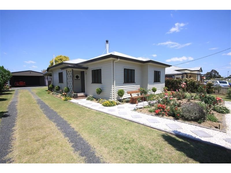 51 Knight Street, Kingaroy QLD 4610