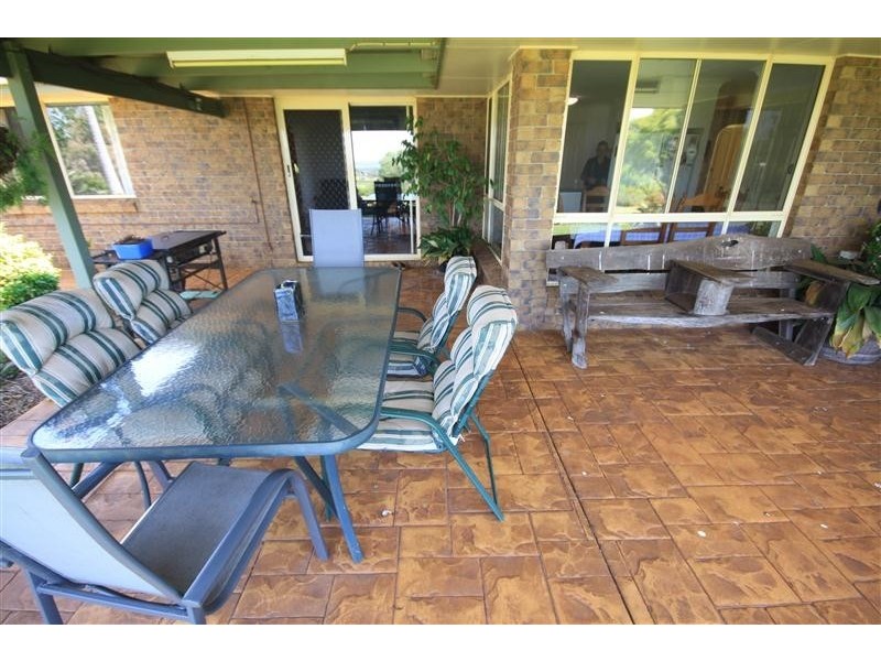 15 Couchmans Road, Kingaroy QLD 4610