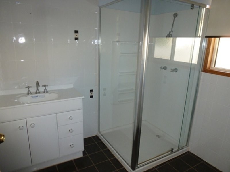 Wooroolin QLD 4608