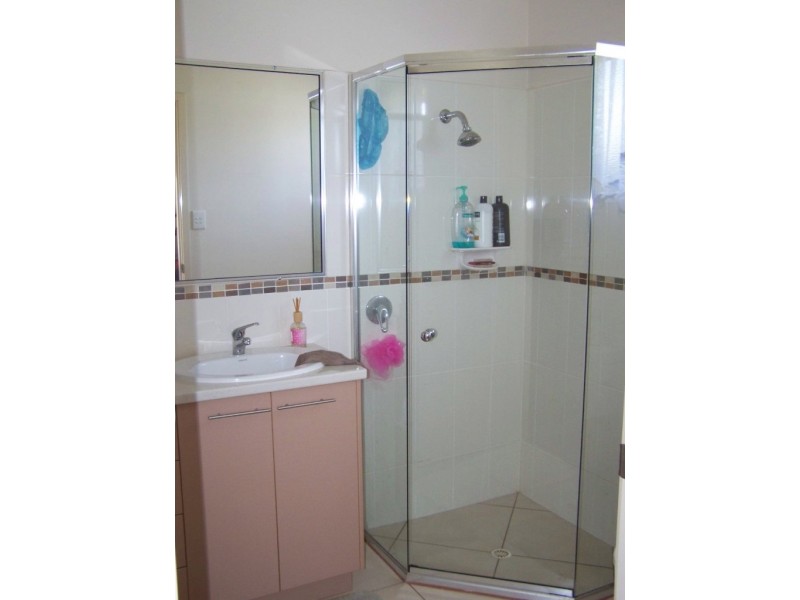 143-145 Premier Drive, Kingaroy QLD 4610