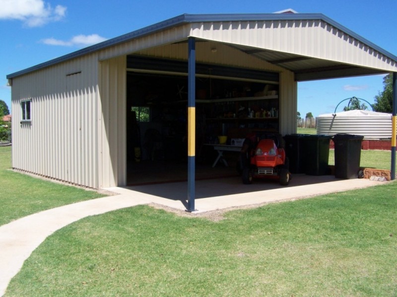 143-145 Premier Drive, Kingaroy QLD 4610