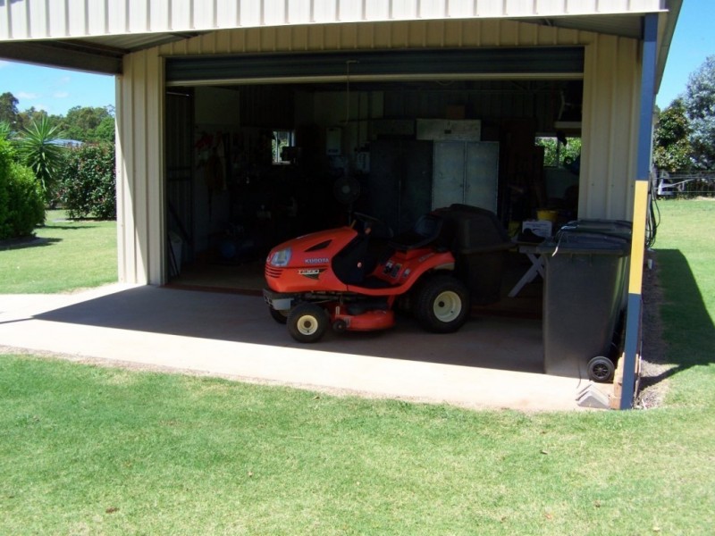 143-145 Premier Drive, Kingaroy QLD 4610