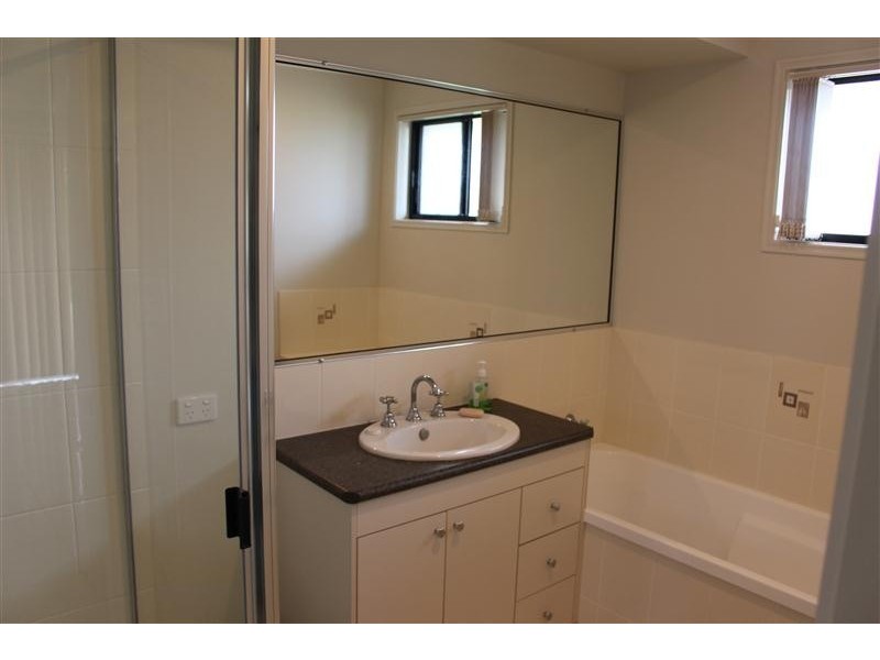 16 Poinciana Avenue, Kingaroy QLD 4610