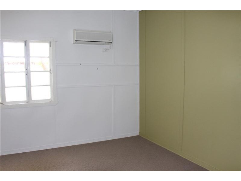 27 Fitzroy Street, Kingaroy QLD 4610