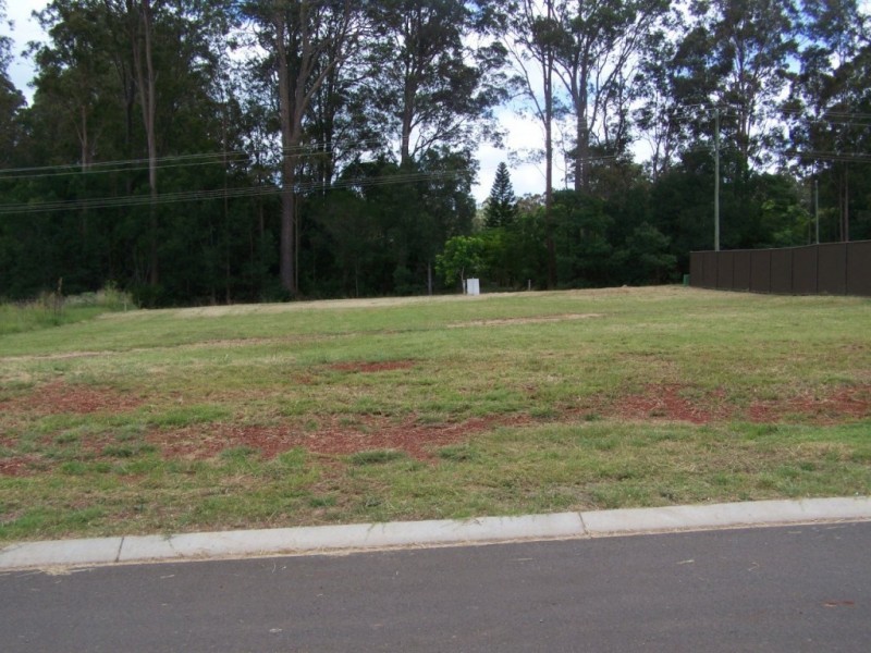 4 Sharon Crescent, Kingaroy QLD 4610