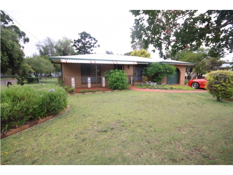 5 Knight Street, Kingaroy QLD 4610