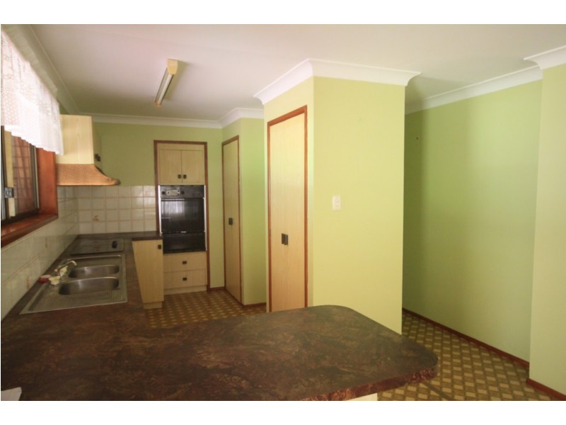 5 Knight Street, Kingaroy QLD 4610