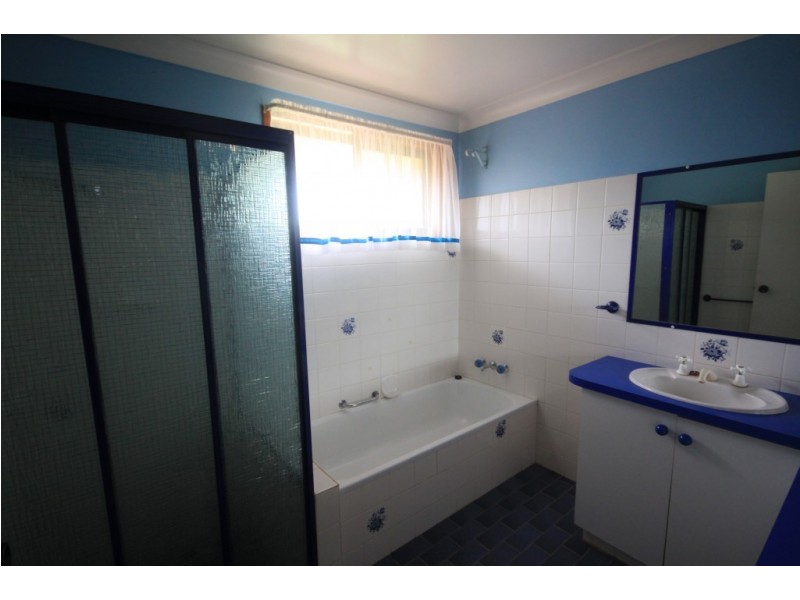 5 Knight Street, Kingaroy QLD 4610