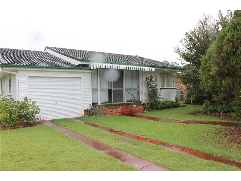 9 Burnett Street, Kingaroy QLD 4610