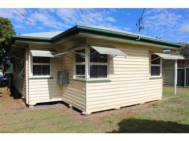 115 Doonkuna Street, Kingaroy QLD 4610