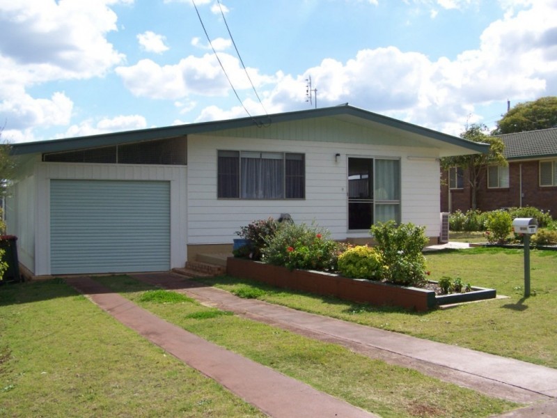 11 Gabbee St, Kingaroy QLD 4610