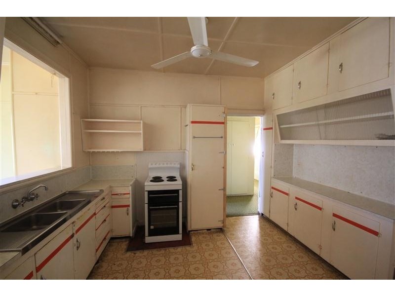 42 First Avenue, Kingaroy QLD 4610