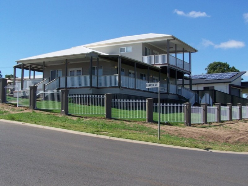 60 Banksia Drive, Kingaroy QLD 4610