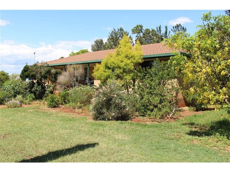 Ellesmere QLD 4610