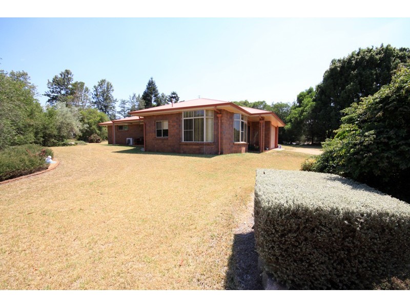 1 Macaulay Drive, Kingaroy QLD 4610