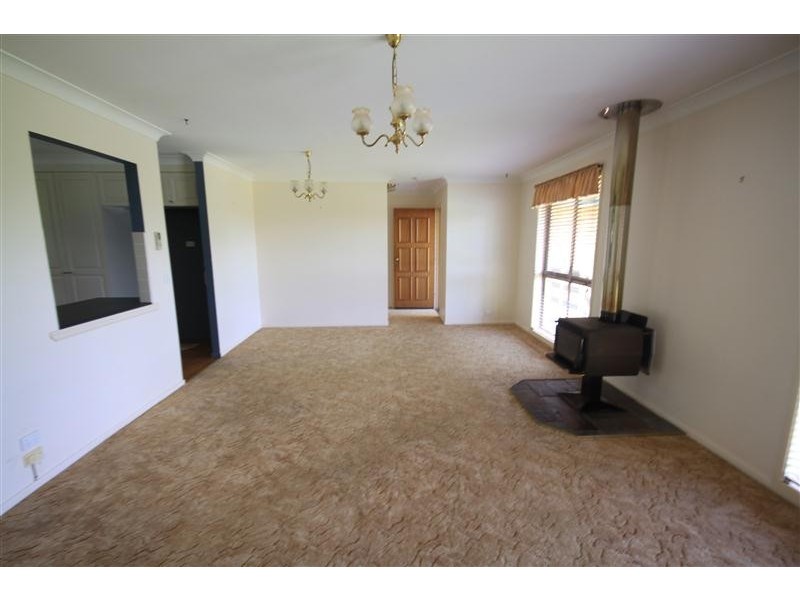 6 Candello Cl, Kingaroy QLD 4610