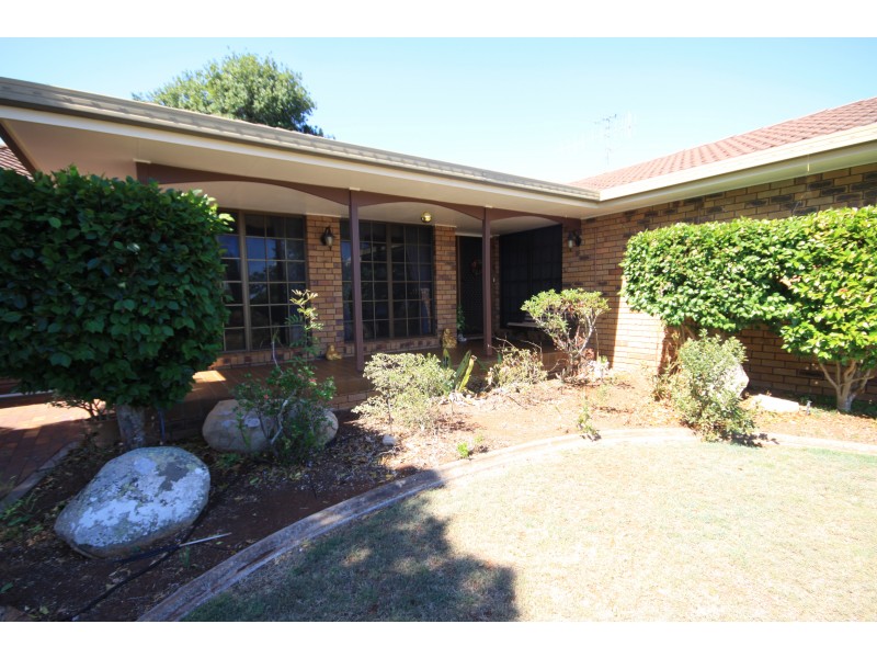 18 Coral Street, Kingaroy QLD 4610