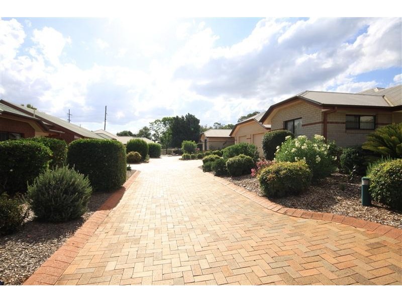 7/32 Tessmanns Road, Kingaroy QLD 4610