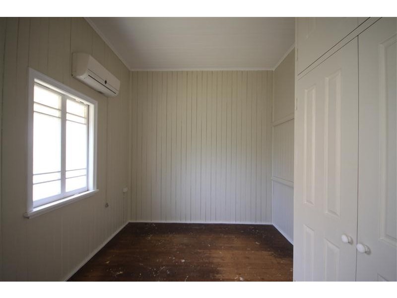 10 Fisher Street, Kingaroy QLD 4610