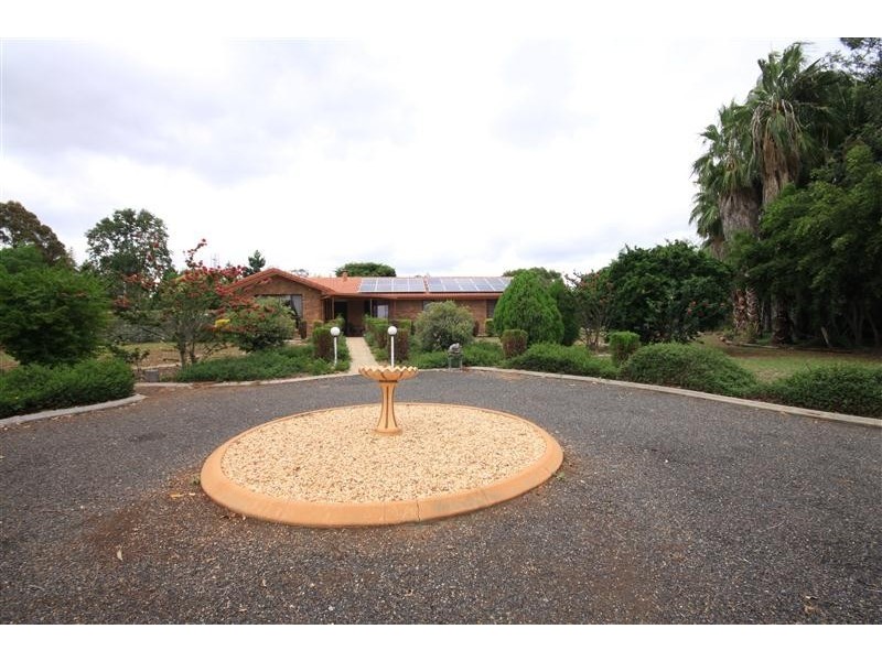 2 Tarong Drive, Kingaroy QLD 4610