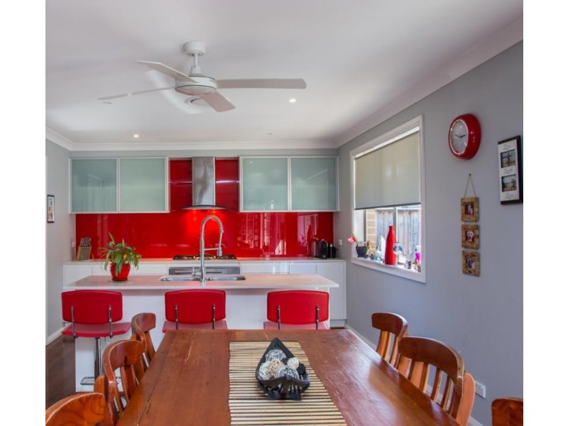 11 Nicholls Way, Pemulwuy NSW 2145