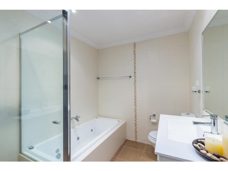 11 Nicholls Way, Pemulwuy NSW 2145