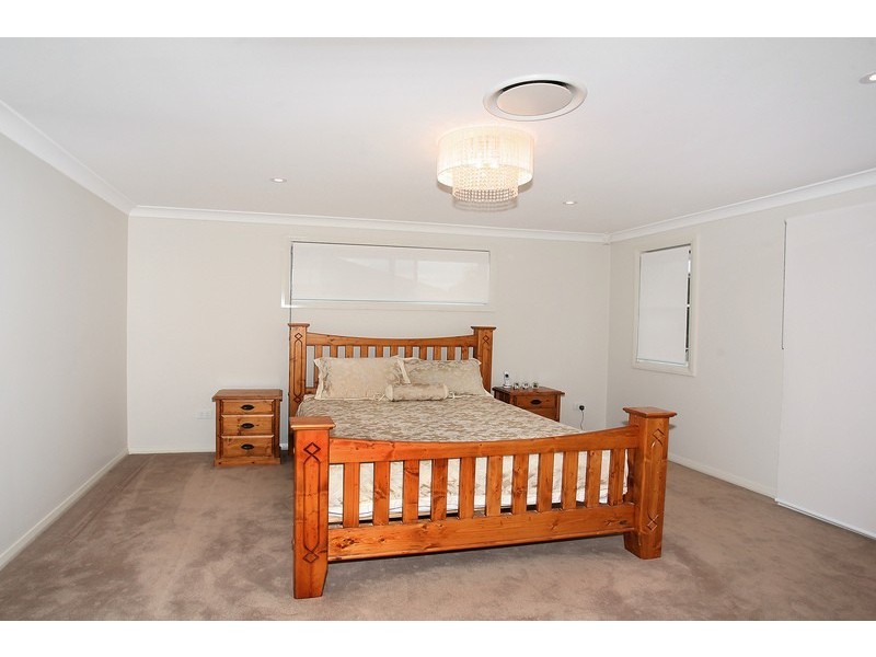 80 Driftway DR, Pemulwuy NSW 2145