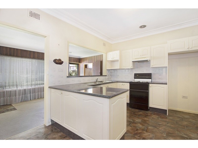 10 Dawn St, Greystanes NSW 2145