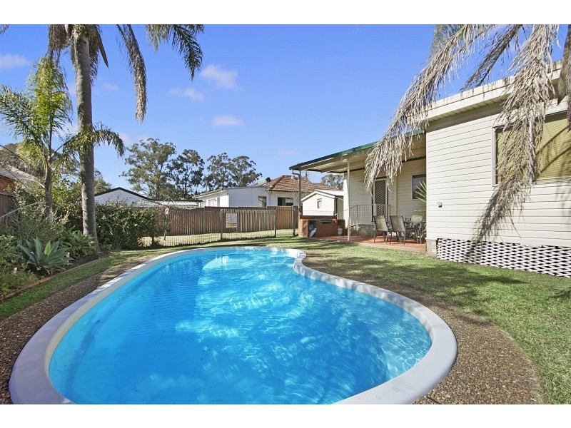 14 Adella Ave, Blacktown NSW 2148