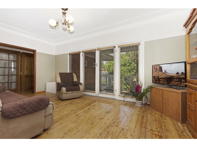 39 Tallawong Ave, Blacktown NSW 2148