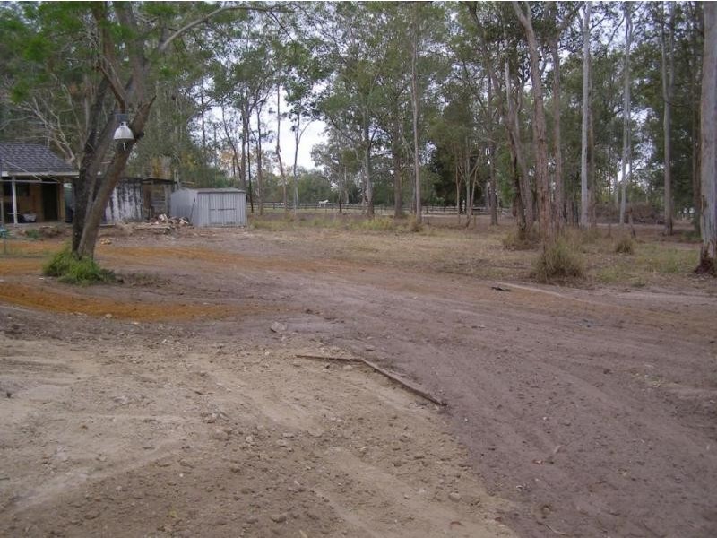 260 Scott Lane, North Maclean QLD 4280