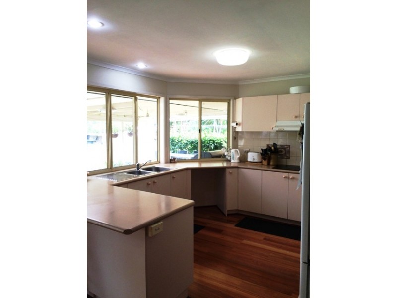 42-46 Kensington Drive, Munruben QLD 4125