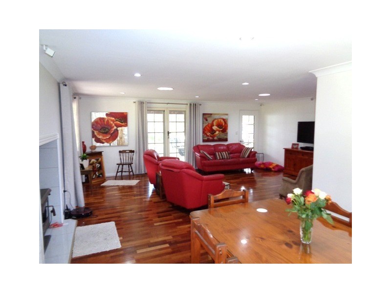 1807-1815 Chambers Flat Road, Munruben QLD 4125