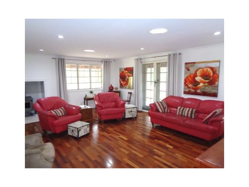 1807-1815 Chambers Flat Road, Munruben QLD 4125