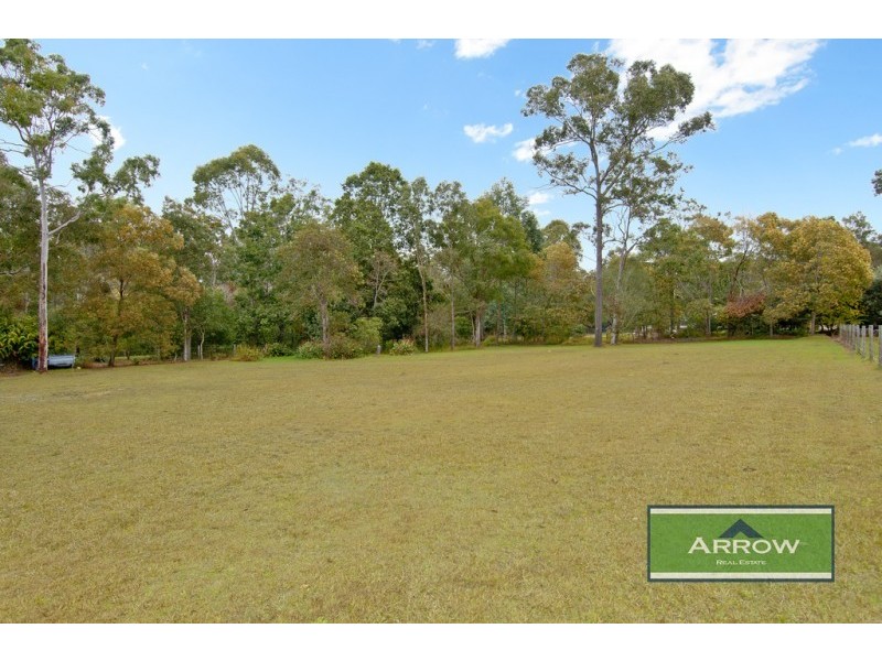 121-123 Equestrian Drive, New Beith QLD 4124