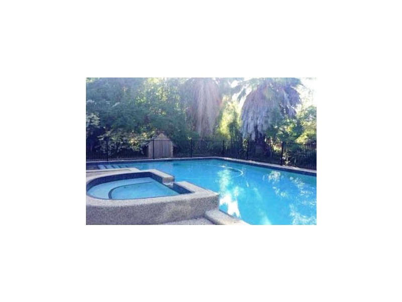 1 Shetland Court, Greenbank QLD 4124